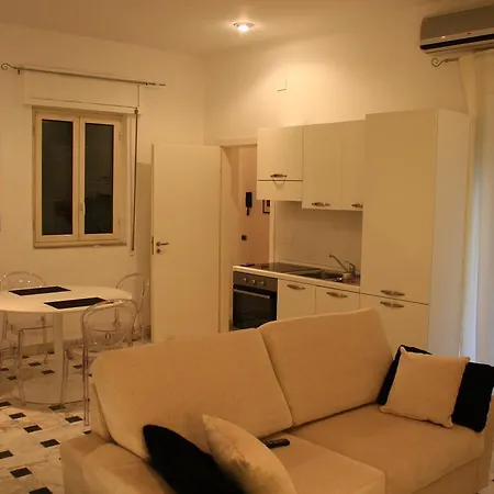 Mazzei Piazza Bilotti Appartement *